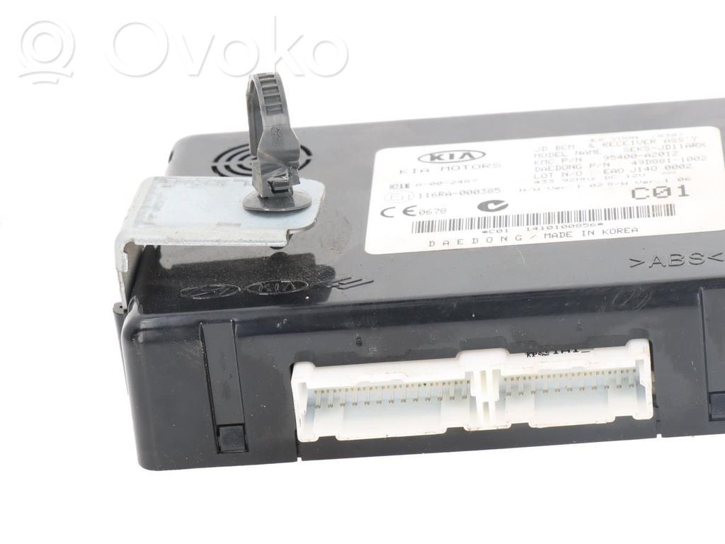 Unidad de control/módulo del motor   49D8811002