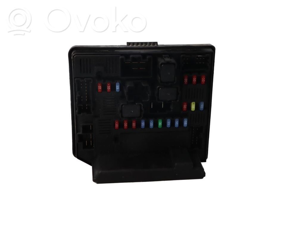 Nissan Qashqai Modul siguranțe 