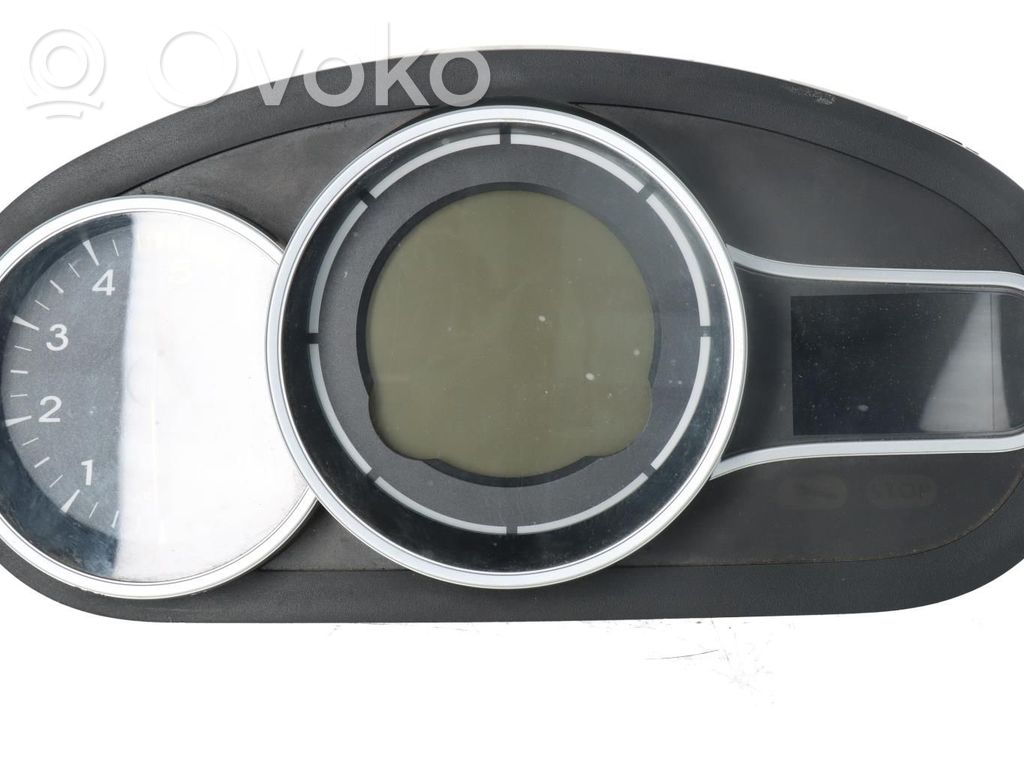 Renault Megane III Geschwindigkeitsmesser Cockpit 
