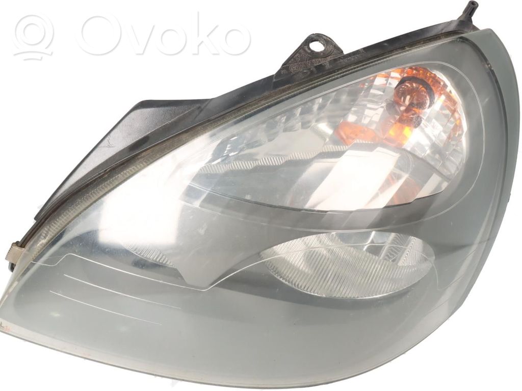Renault Clio II Priekšējais lukturis 