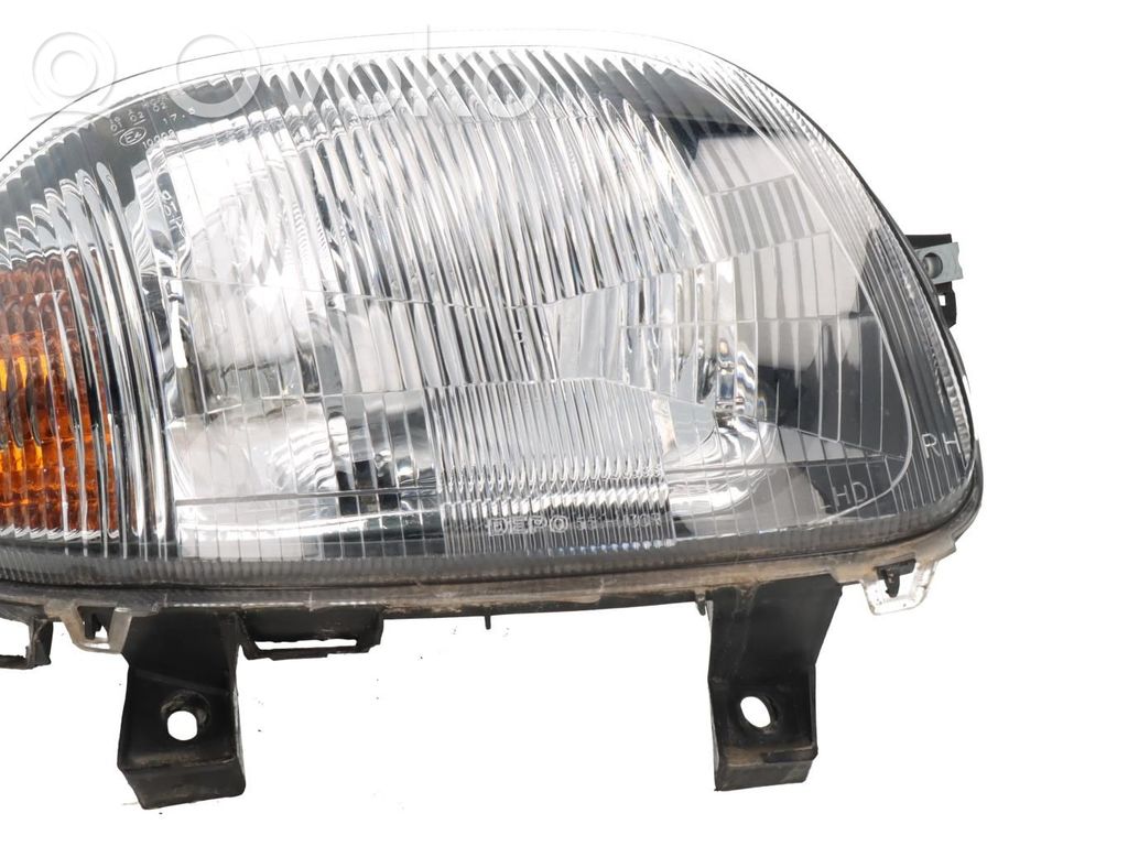 Renault Clio II Phare frontale 