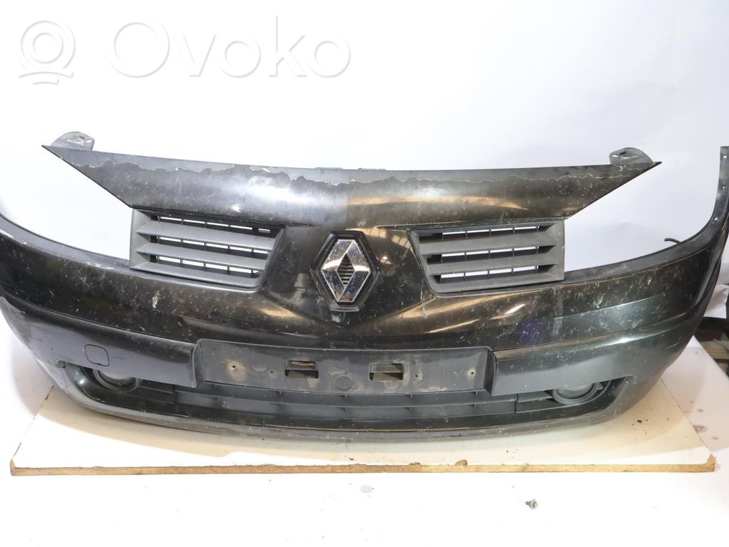 Renault Megane II Zderzak przedni