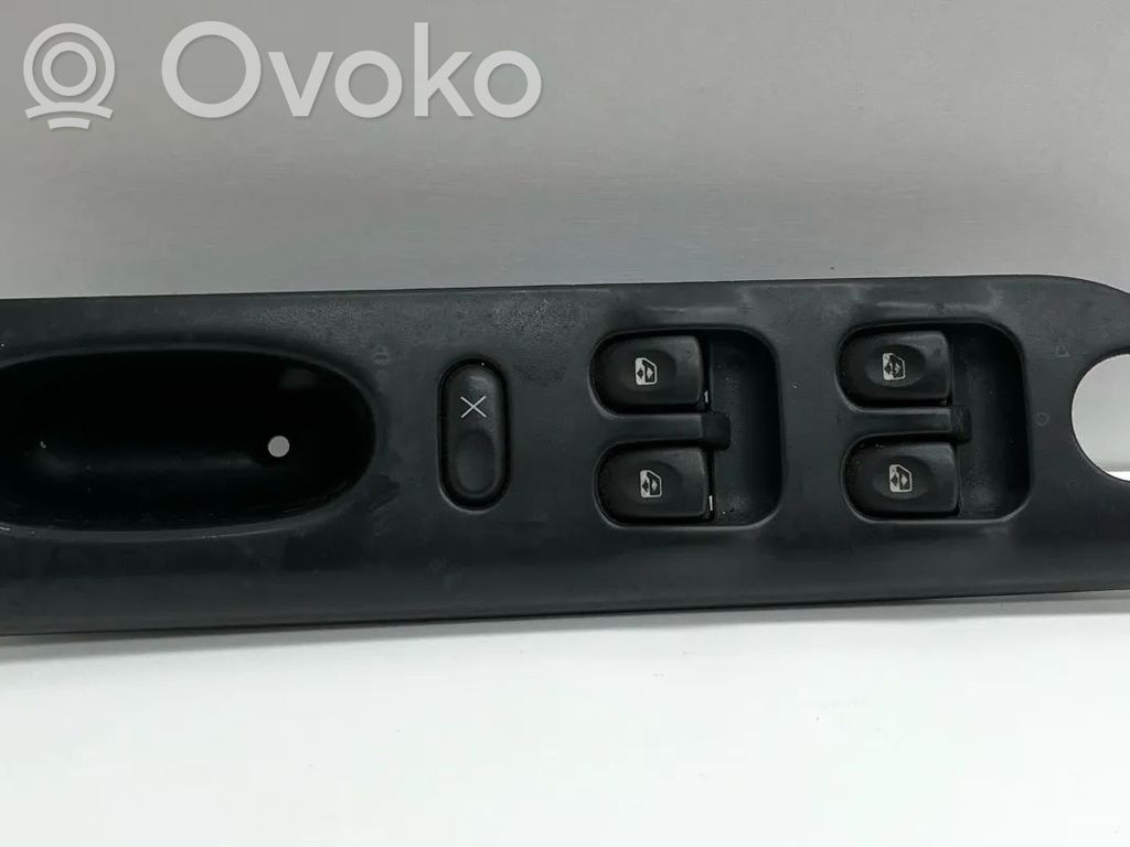 Electric window control switch   7701699599,03392081000,7700417090