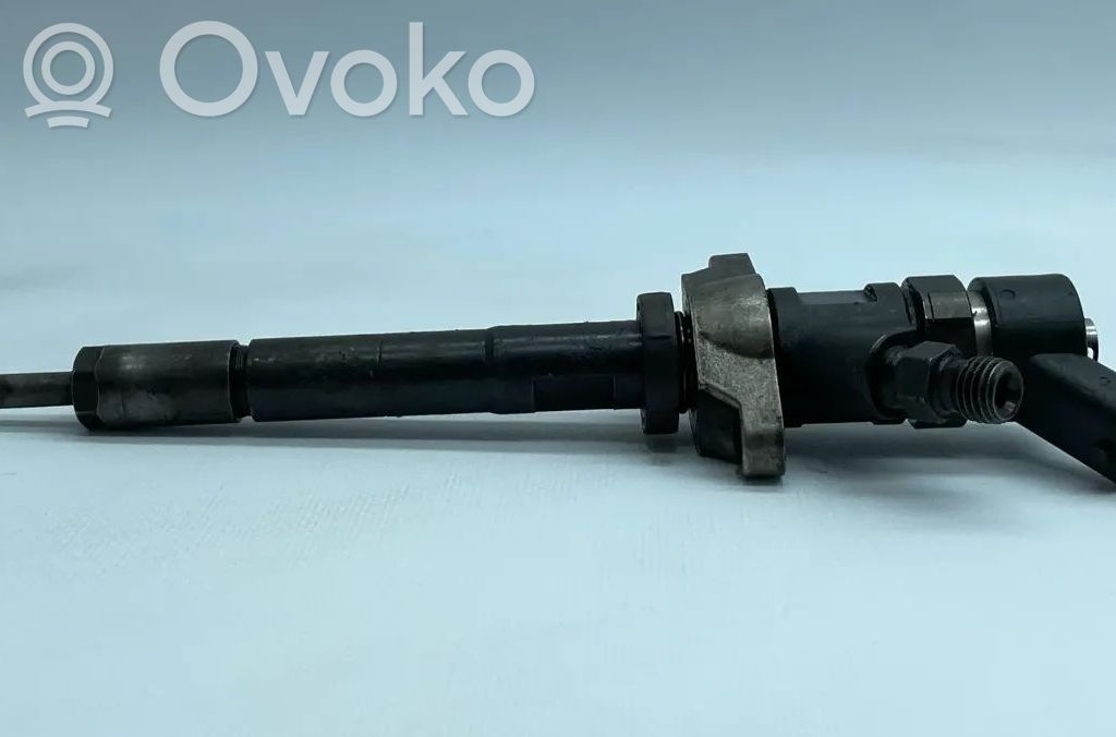 Inyector de combustible   0445110,259