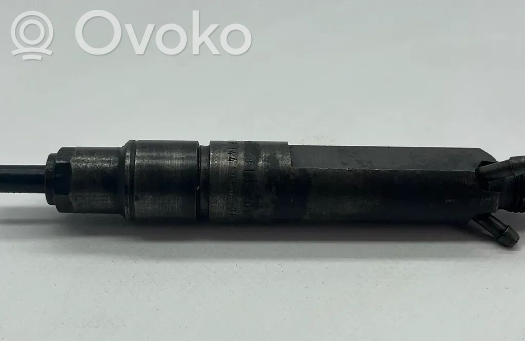 Inyector de combustible   038130201G,BOSCH