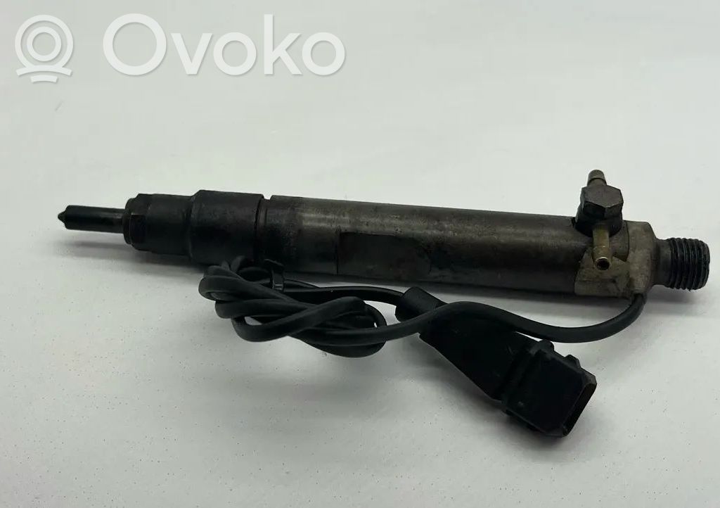Fuel injector   0432193837,BOSCH
