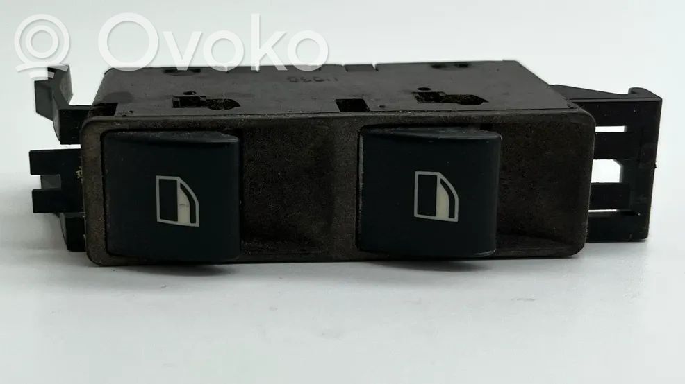 Electric window control switch   61318,03120220,381,514,6PINOS