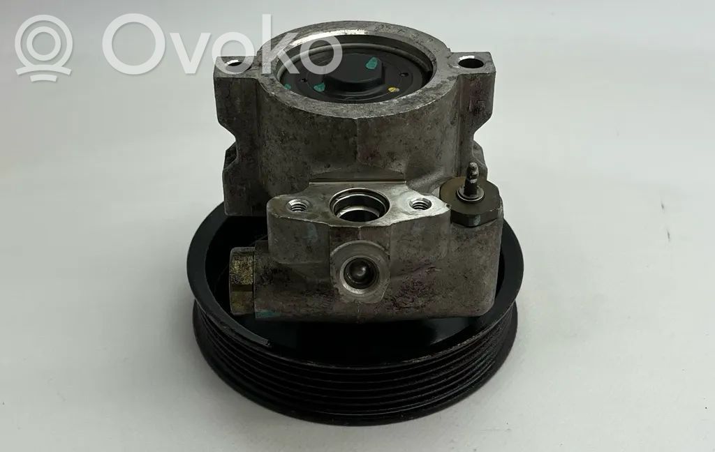 Ohjaustehostimen pumppu   540844