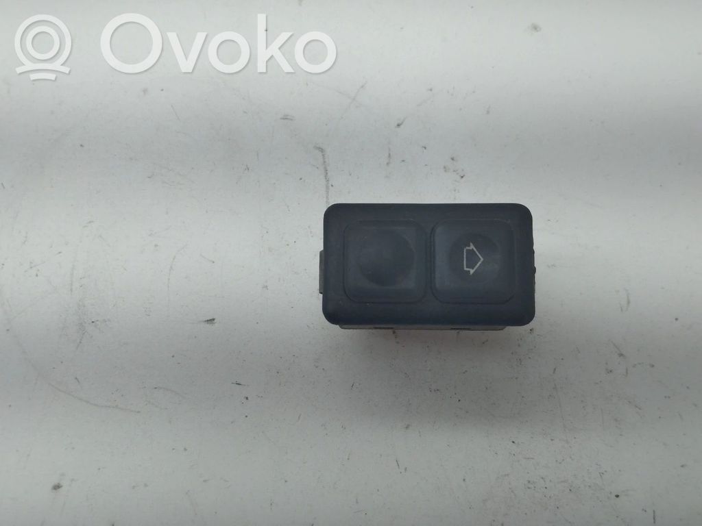 Elektrisko logu slēdzis   1367373,5PINOS,831810