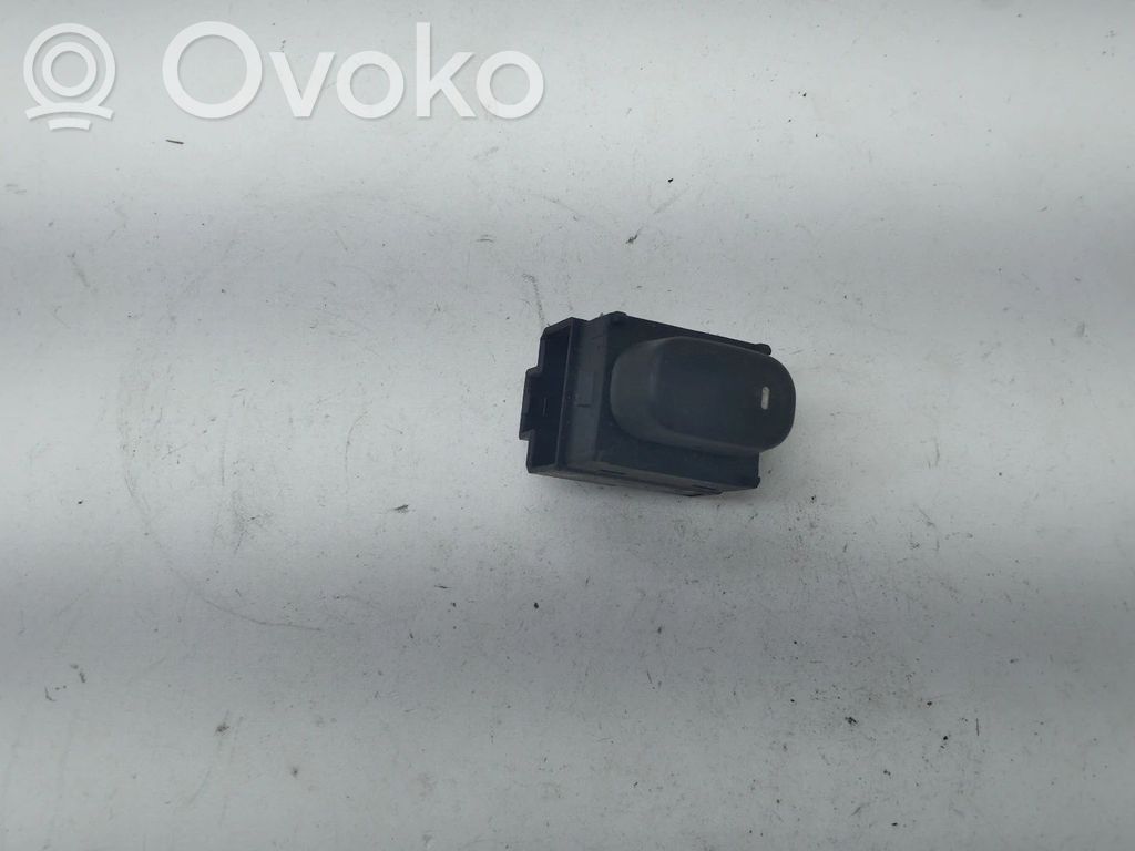 Electric window control switch   10119750,221891,5PINOS