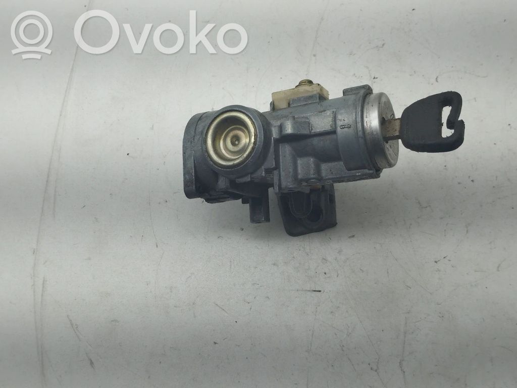 Užvedimo spynelė   28950882