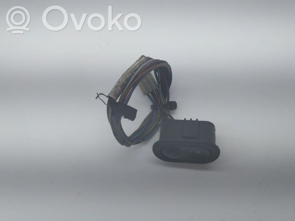 Opel Corsa B Electric window control switch 