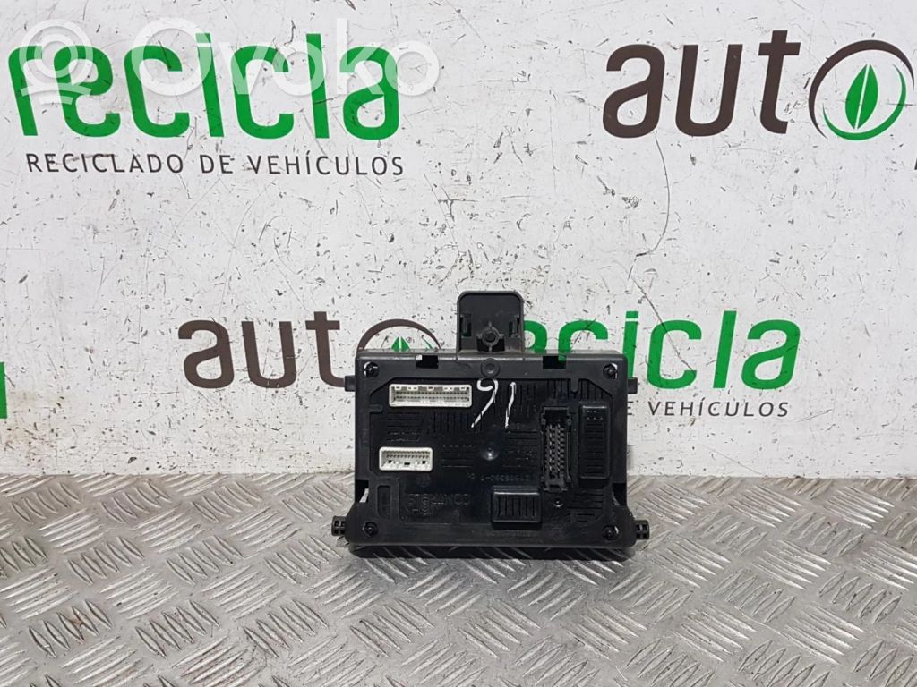 Engine control unit/module   8200525391