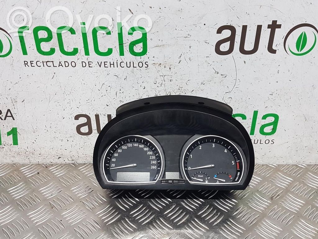 BMW X3 E83 Speedometer (instrument cluster) 