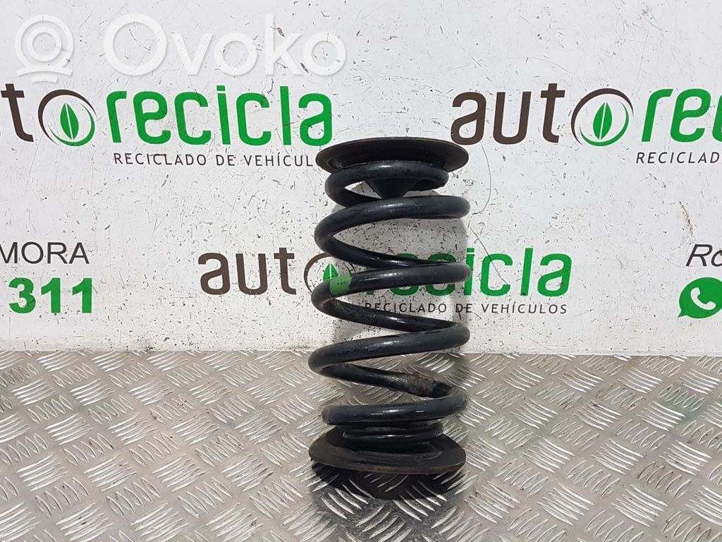 BMW X3 E83 Priekinis amortizatorius su spyruokle 