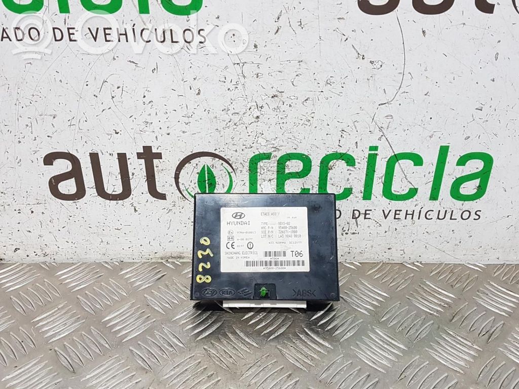 Hyundai Accent Comfort/convenience module 