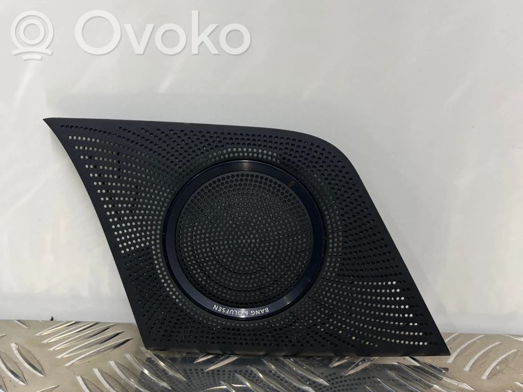 Audi Q5 SQ5 8R Maskownica głośnika bocznego deski rozdzielczej 