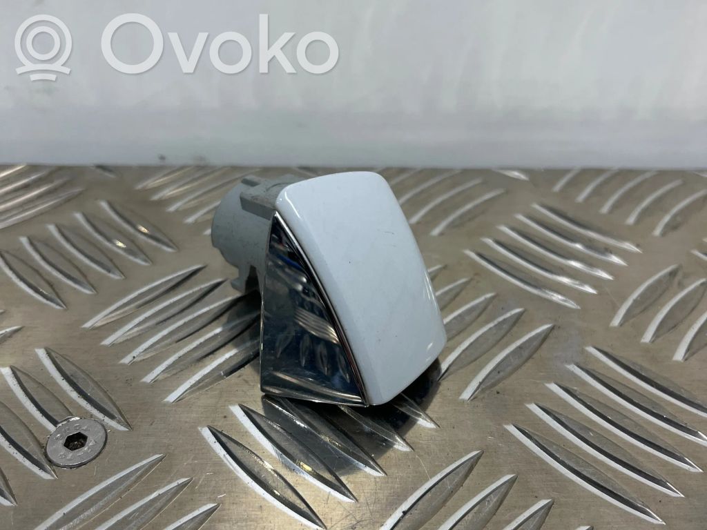 Audi A6 C7 Dangtelis galinių durų rankenos 
