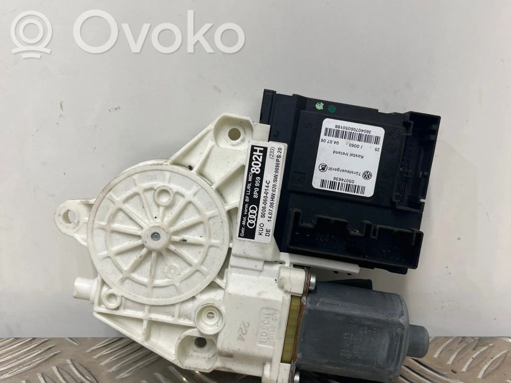 Audi A3 S3 8P Front door window regulator motor 