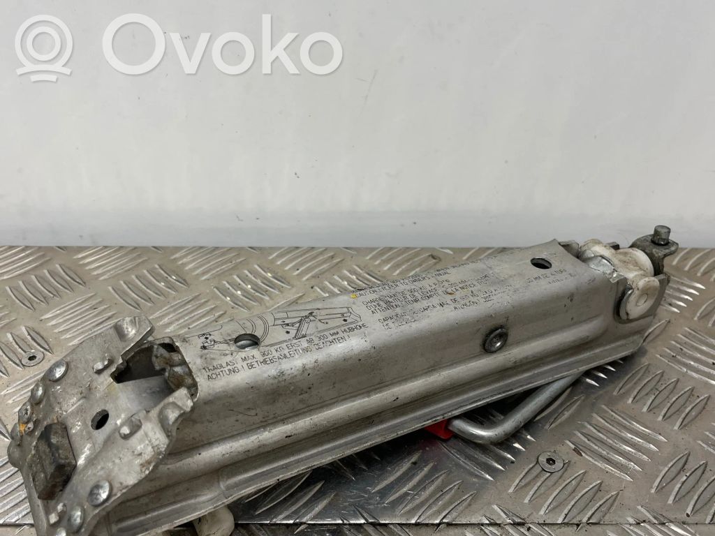 Audi A3 S3 8P Tunkki 
