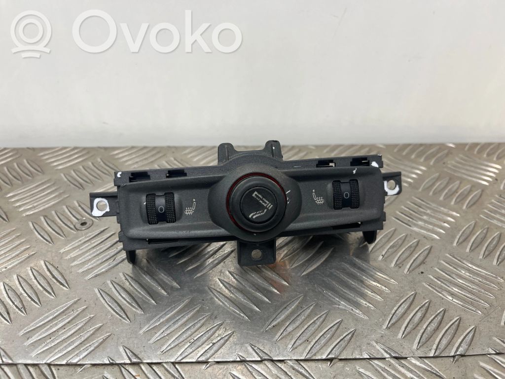 Audi A6 S6 C6 4F Sėdynių šildymo jungtukas 