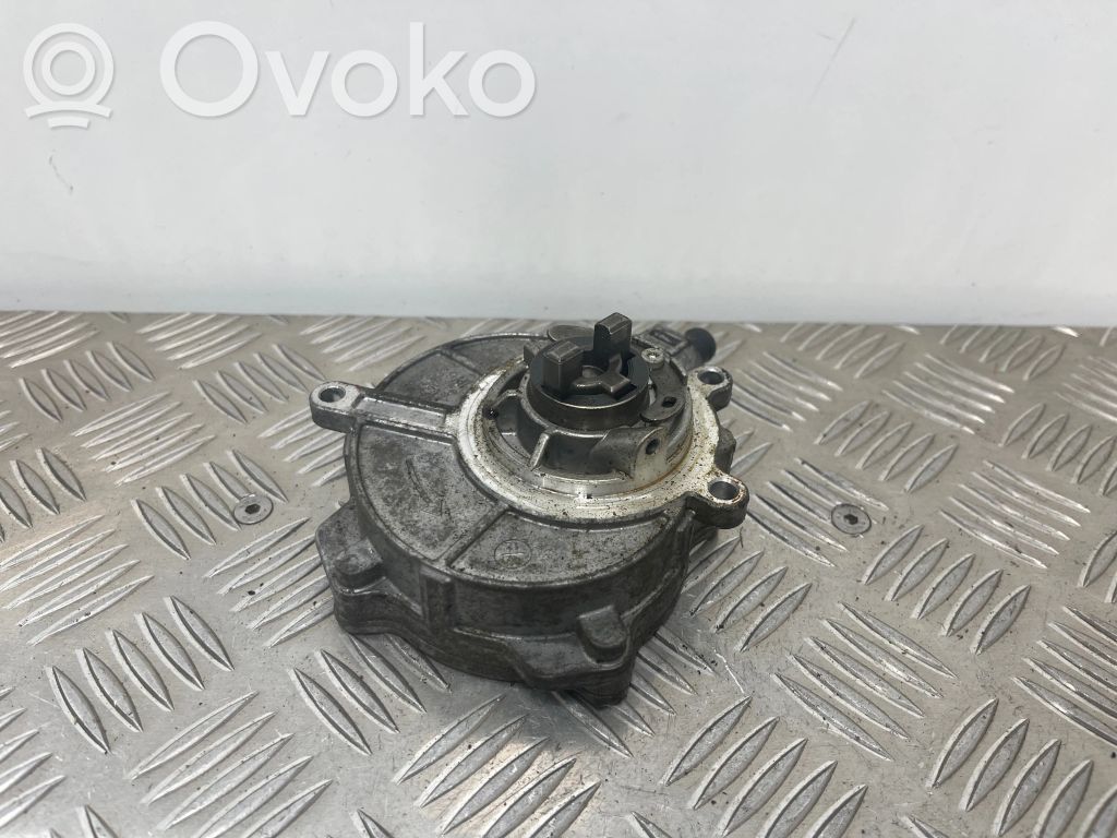 Audi A6 C7 Vacuum pump 