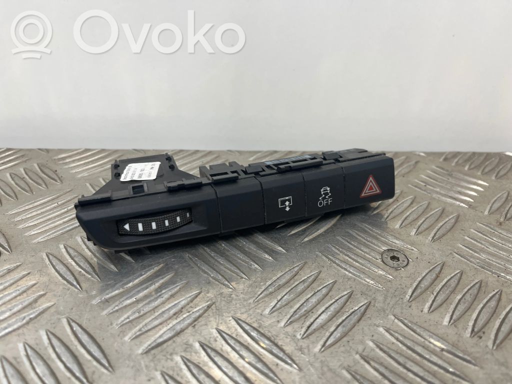 Audi A8 S8 D4 4H Przycisk świateł awaryjnych 