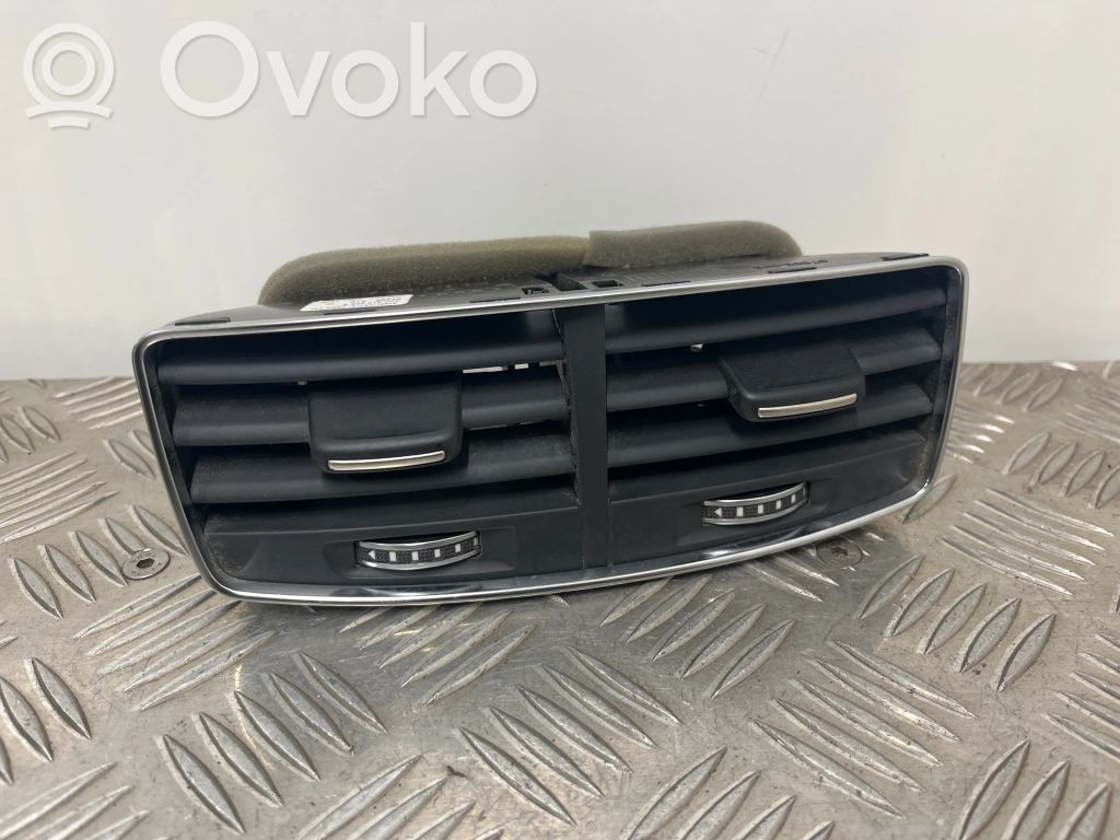 Audi A8 S8 D4 4H Dysze / Kratki środkowego nawiewu deski rozdzielczej 