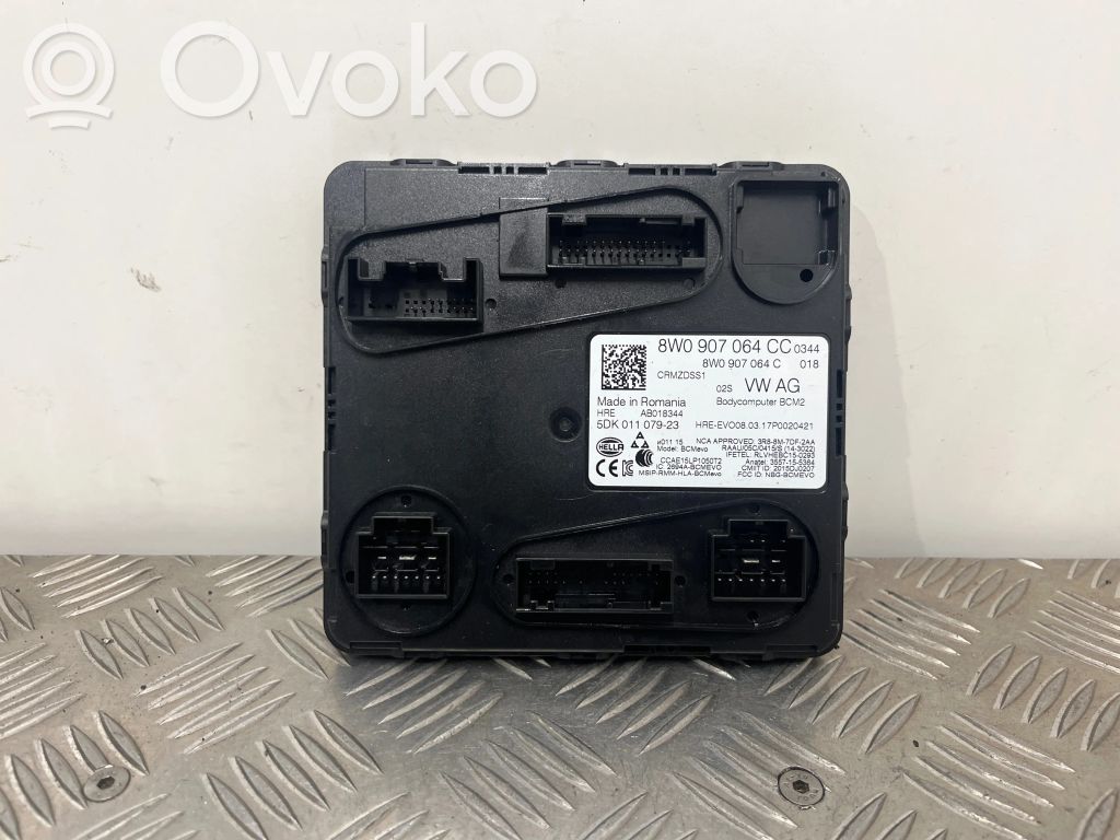 Audi A4 S4 B9 8W Comfort/convenience module 