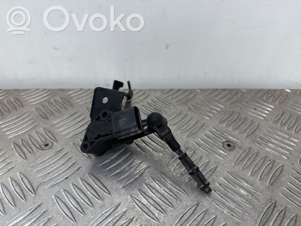 Audi A4 S4 B9 8W Headlight/headlamp level sensor 