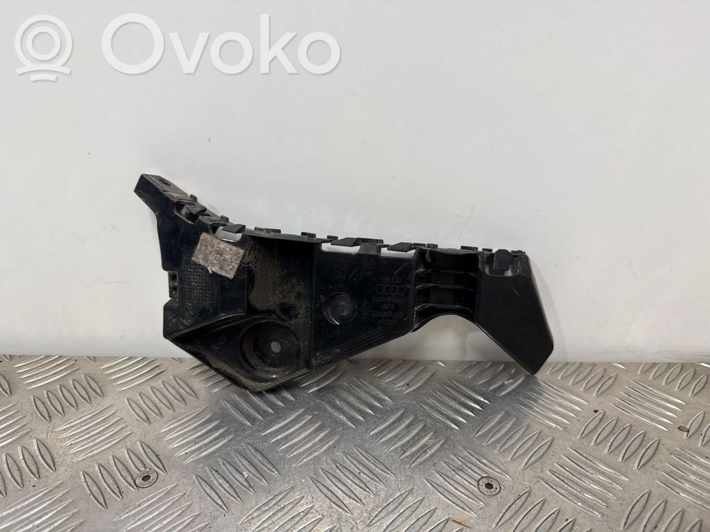Audi A3 8Y Soporte de montaje del parachoques trasero 