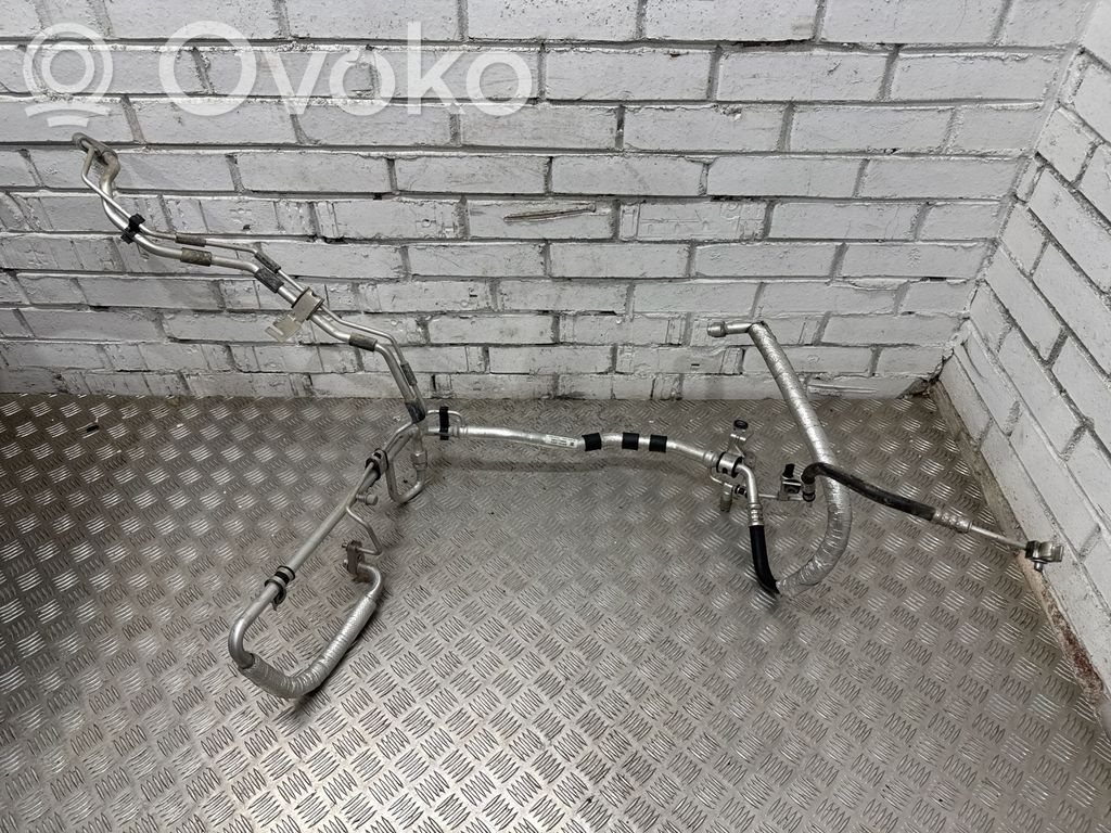 Ilmastointilaitteen putki (A/C)   68227750AE,1561707791