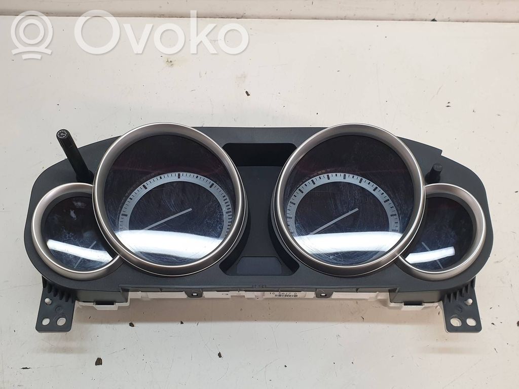 Mazda 6 Geschwindigkeitsmesser Cockpit 