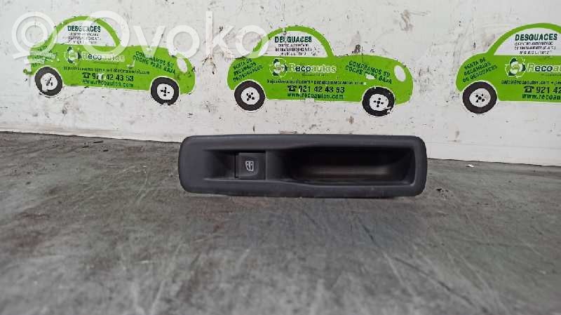 Renault Fluence Przyciski szyb 