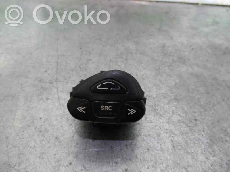 Nissan Almera N16 Kruīza kontroles (autopilota) sviria