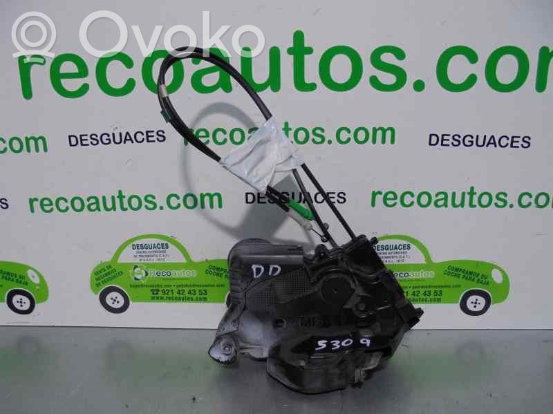Toyota Prius (XW20) Cerradura de puerta delantera 