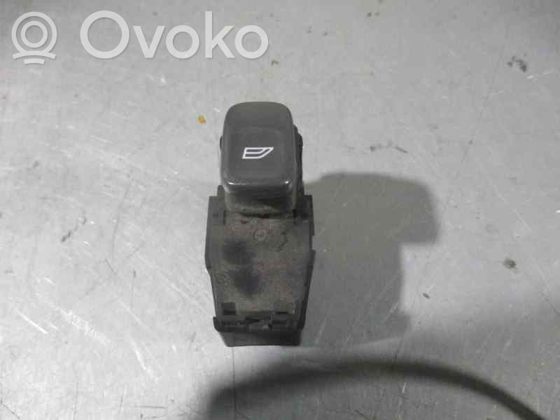 Volvo V70 Electric window control switch 