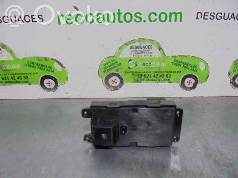 Chevrolet Cruze Interruptor del elevalunas eléctrico 