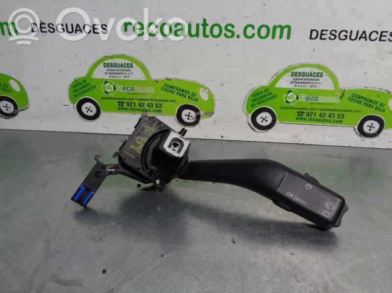 Seat Leon (1M) Manetka / Przełącznik wycieraczek