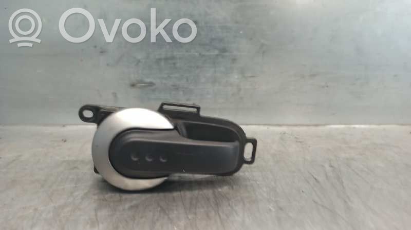 Nissan Micra C+C Galinė atidarymo rankenėlė vidinė 