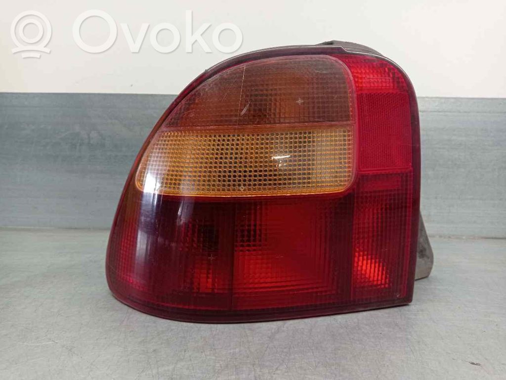 Rover 400 HH-R Lampa tylna 