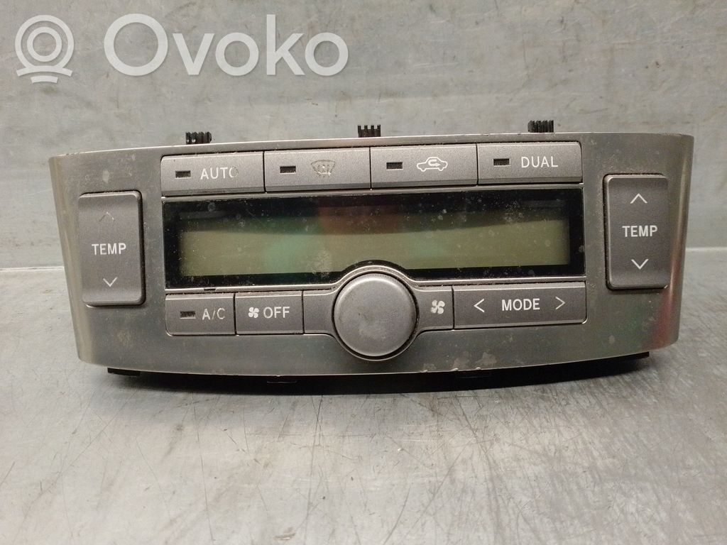 Toyota Avensis T250 Ilmastoinnin ohjainlaite