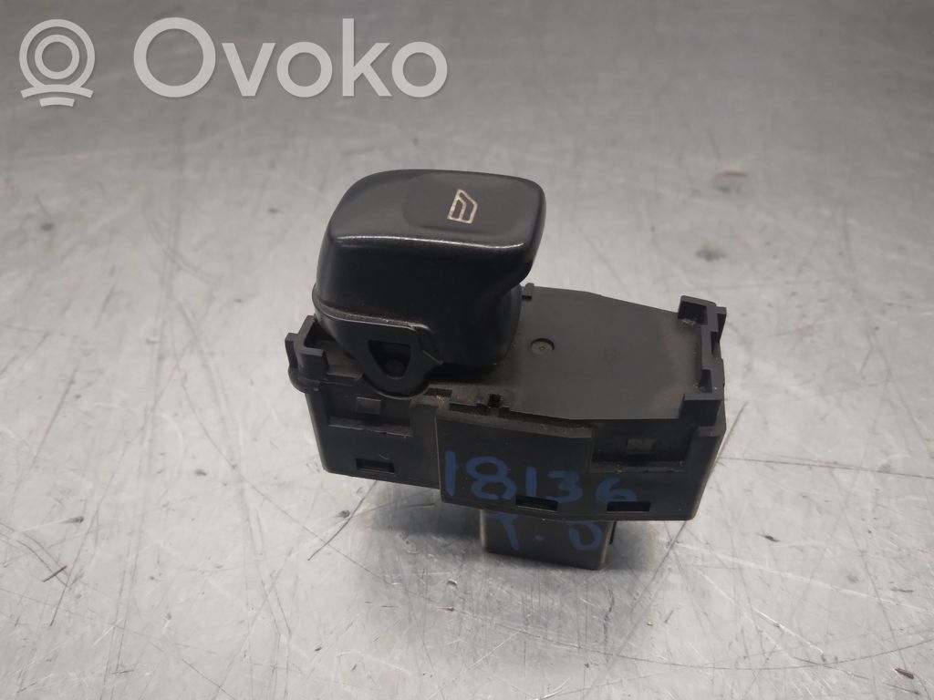 Volvo XC70 Elektrisko logu slēdzis