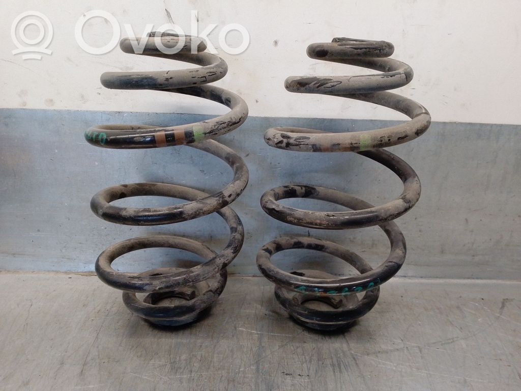 Volkswagen Passat Alltrack Front coil spring 