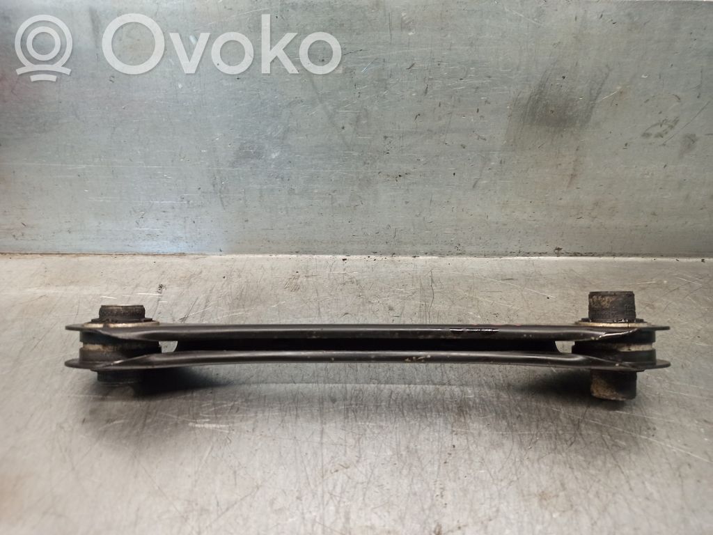 Skoda Karoq Querlenker hinten 