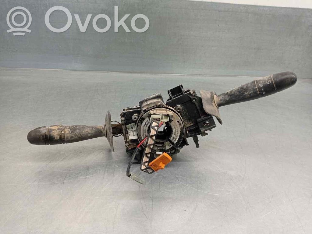 Nissan Kubistar Comutator lumini bord 
