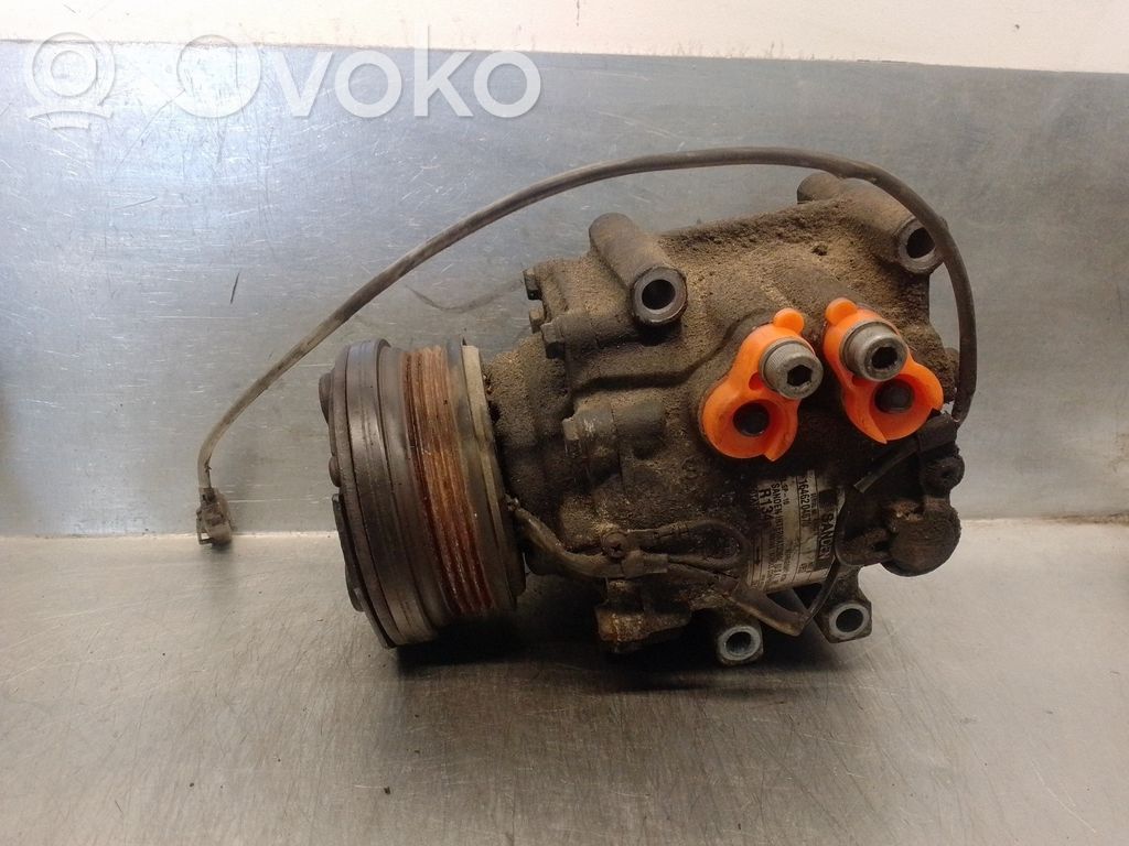 Mazda 323 Kompresor / Sprężarka klimatyzacji A/C 