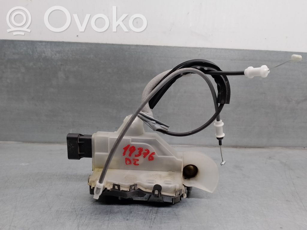 Opel Grandland X Etuoven lukko