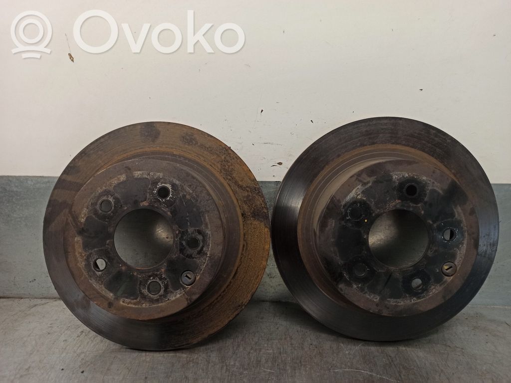 Nissan Juke I F15 Tarcza hamulca tylnego