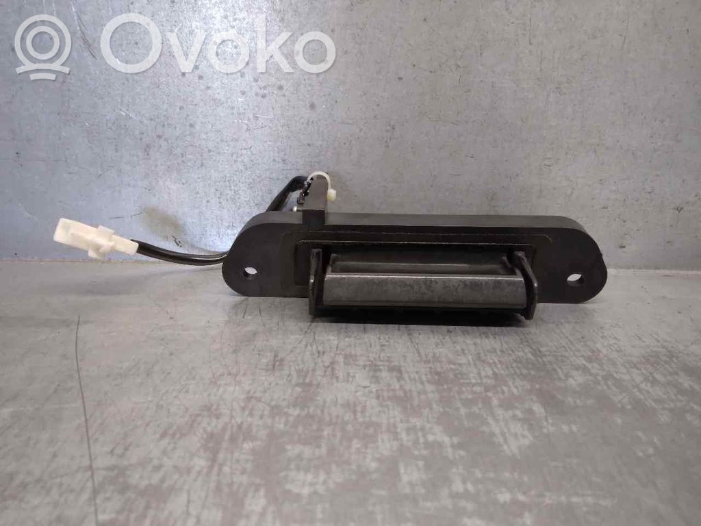 Mitsubishi Outlander Takaoven ulkokahva 
